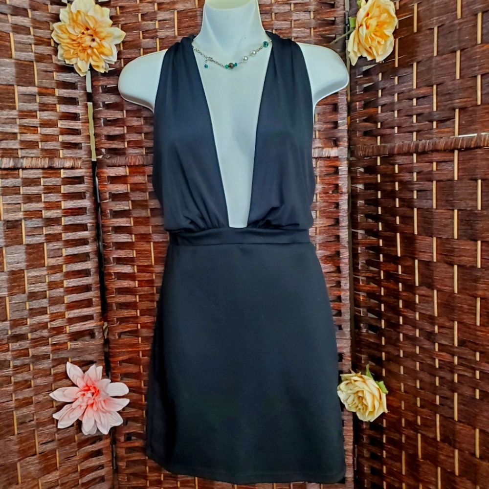 Forever 21 Mini Dress good condition color Black